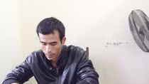 Gã chồng âm thầm lên kế hoạch trả thù khi phát hiện tin nhắn nhạy cảm trong điện thoại của vợ