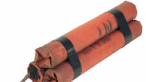 Nông dân... "sản xuất" thuốc nổ tại gia