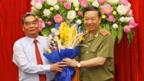 Bộ Công an gặp mặt đồng chí Lê Hồng Anh 