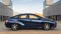 Toyota giới thiệu dòng Lexus LS nhiên liệu cực sạch