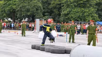 Tận mắt màn tranh tài của lính cứu hỏa