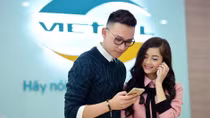 Viettel khuyến mại 50% giá trị thẻ nạp, không giới hạn ngoại mạng