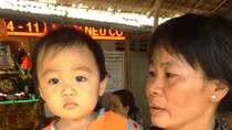 Hai vợ chồng bị điện giật chết, con trẻ bơ vơ