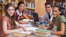 Công bố chương trình học bổng toàn phần do Chính phủ Ma-rốc tài trợ