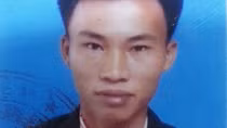 Trùm sản xuất ma túy “đá” trốn truy nã sa lưới vì... ăn trộm gỗ