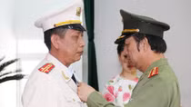 Thứ trưởng Thường trực Đặng Văn Hiếu chỉ đạo công tác tại Công an TP Cần Thơ