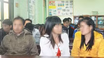 Vỡ mộng nơi đất khách