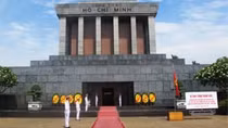 Thanh niên Công an tiêu biểu báo công dâng Bác