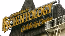 Hé lộ bí mật giáo phái Scientology: Nơi “cầm tù” người nổi tiếng
