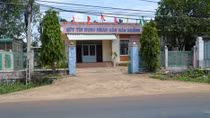 Dùng súng khống chế bảo vệ, phá két cướp 450 triệu đồng