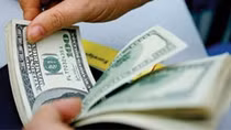 Tỷ giá USD tiếp tục dâng cao