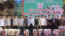 Nhiều phần quà ý nghĩa đến với người nghèo vùng Tây Bắc