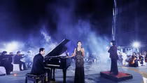 Món quà nhỏ trong tình yêu lớn