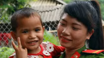 Thanh niên Công an trích lương bảo trợ bé gái bị bắt cóc 