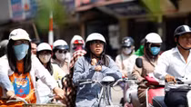 Nắng nóng gia tăng ở Trung Bộ, giảm dần ở Nam Bộ 