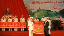 Phòng Cảnh sát Kinh tế Công an tỉnh Phú Thọ: Xứng danh anh hùng 