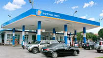 Giảm giá xăng dầu, Petrolimex lỗ 1.145 nghìn tỷ