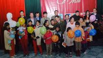 Hơn 3,5 tỷ đồng trao quà “Tết vì người nghèo 2015”