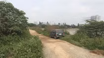 Đang điều tra vụ trộm xe ô tô bên trong chứa nhiều vàng