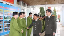 Thứ trưởng Trần Việt Tân làm việc tại Công an tỉnh Sơn La