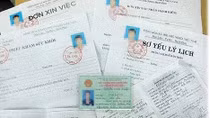 Tạm giữ nhóm làm giả hồ sơ xin việc cho công nhân