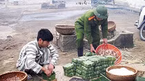 Những người đón Tết trong… trại giam cùng phạm nhân