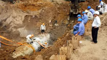 Truy tố 9 bị can liên quan đến 14 lần vỡ đường ống dẫn nước Sông Đà - Hà Nội