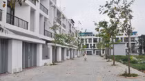 Bi hài hàng trăm hộ dân "khát nước" ở khu đô thị cao cấp