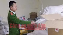 2,5 tấn phụ gia thực phẩm bốc mùi sản xuất bim bim, nước ngọt
