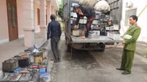 Vận chuyển hơn 9 tấn chất thải nguy hại 