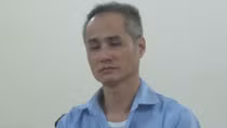 Mang xăng dọa, vô tình thiêu cháy người tình