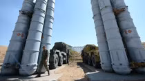 Nga sẽ chuyển giao cho Iran 'rồng lửa' S-300 trong vài tháng tới