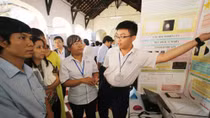 Học sinh lo lắng nạn chảy máu chất xám, nghiên cứu khoa học bị “bỏ rơi”