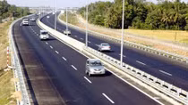 Ưu tiên hợp tác công-tư trong phát triển hạ tầng giao thông vận tải