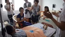 Nghệ sĩ “Mang âm nhạc đến bệnh viện”