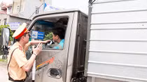 "Đội nắng" đảm bảo an toàn giao thông