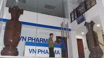 Truy tố Tổng Giám đốc VN Pharma dùng giấy chứng nhận giả tham tán đại sứ quán để tuồn thuốc chữa ung thư vào Việt Nam