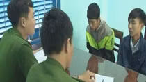 Khởi tố, bắt tạm giam 2 học sinh đánh vỡ xương sọ bạn cùng trường