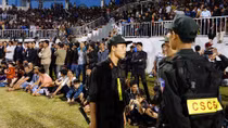 Khi V.League có...vé chợ đen