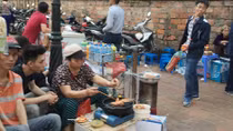 Hà Nội kiểm tra vệ sinh thực phẩm tại lễ hội theo phản ánh của Báo CAND