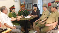 Bài cuối: Những hy sinh thầm lặng