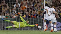 Sân NouCamp: Barca bẻ nanh Hùm Xám