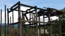 Chập điện, thiêu rụi nhà sàn 5 gian