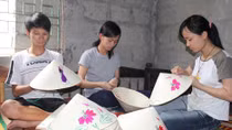 Ba chị em nhà nghèo cùng thi đỗ đại học