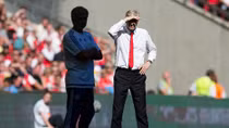 Có một Wenger khác!