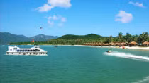 Lượng du khách đến Nha Trang trong kỳ nghỉ lễ tăng cao