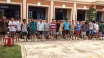 Đột kích sới gà, tạm giữ 18 đối tượng