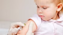 Tọa đàm ‘câu chuyện vaccine bao giờ hết nóng’