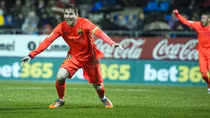  Cuộc đua đến chiếc giày vàng: Messi vượt mặt Ronaldo