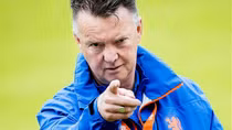 Ông Van Gaal hù dọa Man xanh
